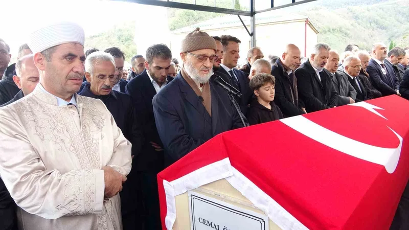 Giresun, eski Milletvekili Cemal Öztürk’e veda etti
