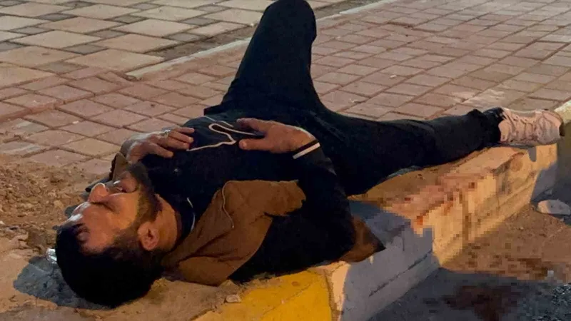 Çocuklara verdiği sigara canından ediyordu
