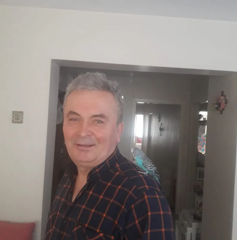 Arkadaşı ile birlikte kaldığı evde ölü bulundu
