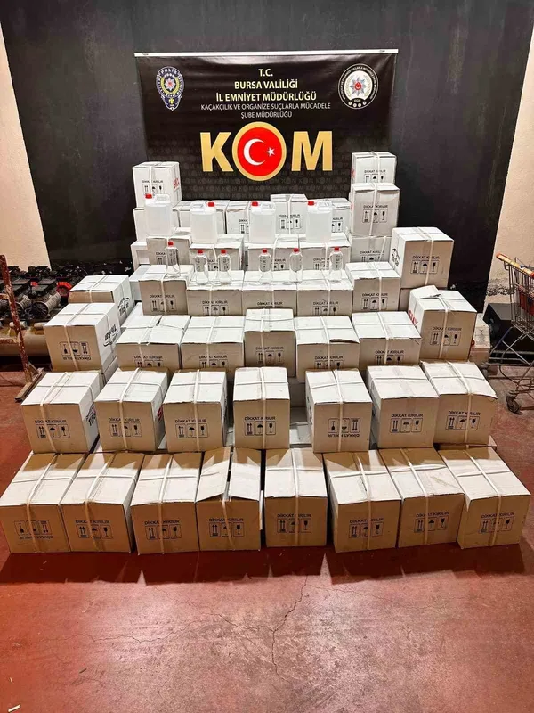 Bursa’da bin 200 litre etil alkol ele geçirildi
