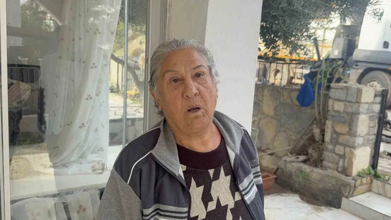 Bodrum’da hat yine patladı, sitedeki evleri su bastı
