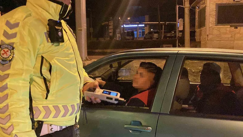 Alkollü otomobil kullanan gencin ehliyetine 6 ay el konuldu
