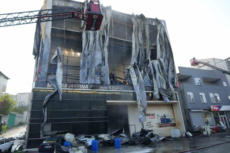 Dilovası’nda 7 kişinin öldüğü fabrika yangınına ilişkin müfettiş raporu hazırlandı
