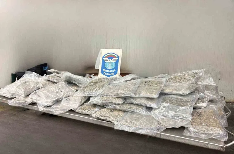 Türkiye’ye sokulmak istenen 22 kilo 560 esrar sınırda yakalandı
