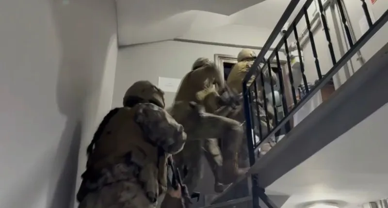 Organize suç örgütlerine darbe: İstanbul’da kurşunlama ve eylem hazırlığına 9 gözaltı
