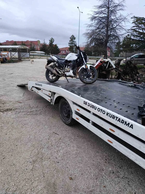 Çocukların motosiklet yolculuğu acı sonla bitti: 1 ölü, 1 yaralı
