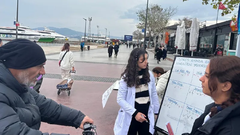Mudanya Üniversitesi öğrencileri sağlık için seferber oldu
