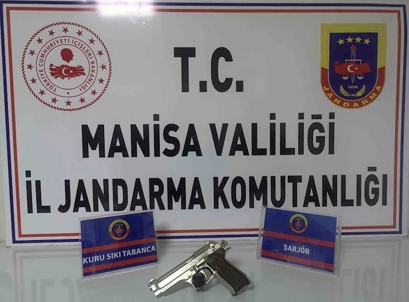 Manisa’da ruhsatsız tabanca ile yakalandı
