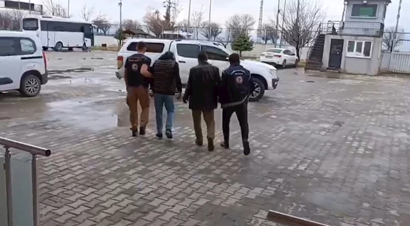 Van’da 13 organizatör tutuklandı
