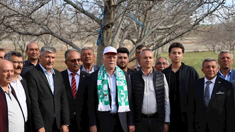 TZOB Genel Başkanı Bayraktar, Kırşehir’de üreticilerle bir araya geldi
