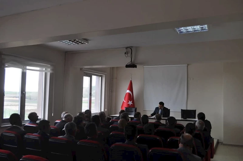 Kaymakam Demirtaş, muhtarlarla buluştu
