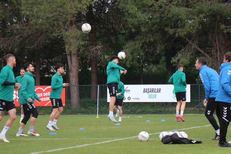 Sakaryaspor, Gençlerbirliği mesaisinde
