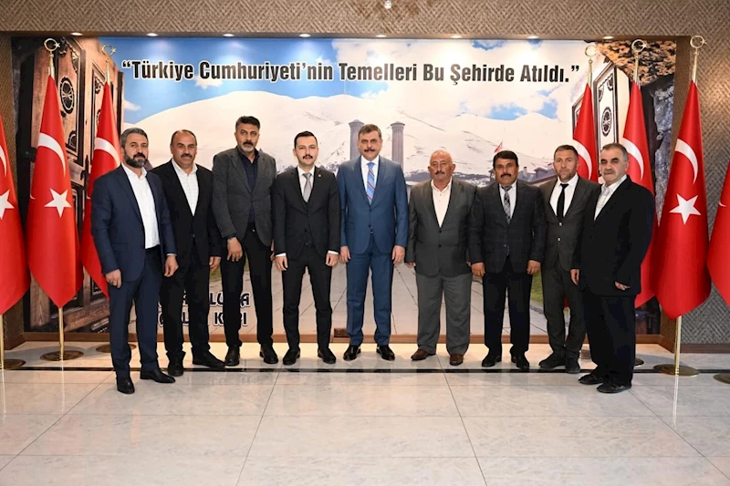 Vali Çiftçi, muhtarları kabul etti
