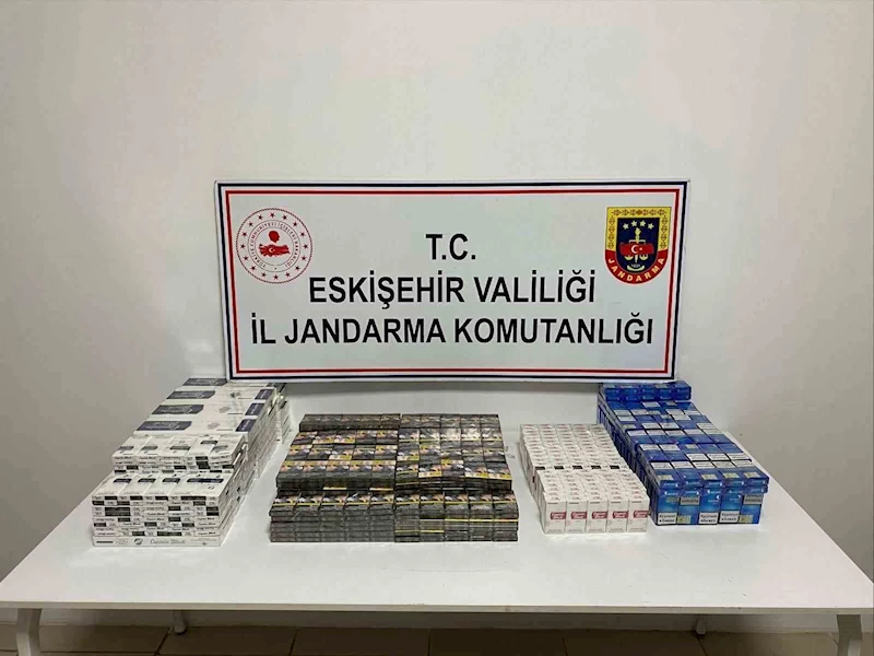 Motosiklet üzerinde bin 100 kaçak sigara ele geçirildi

