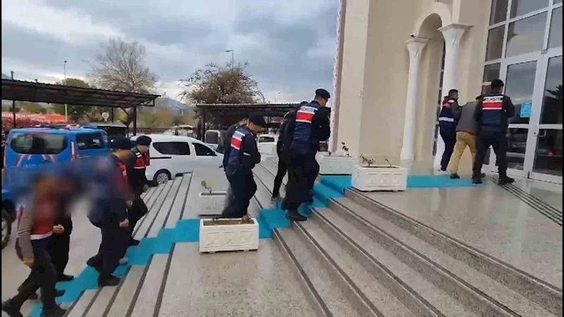 Fethiye’de 20 yıl sonra ortaya çıkarılan cinayetin ilk duruşması görüldü
