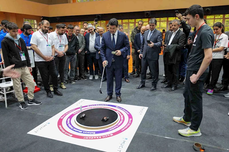 SUBÜ’de düzenlenen Robot ve Teknoloji Olimpiyatları bir ilk oldu
