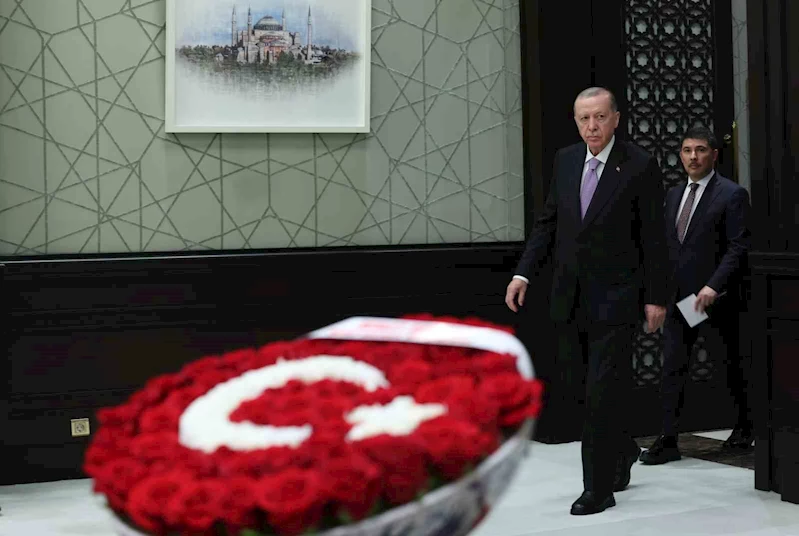 Cumhurbaşkanlığı Kabinesi, Cumhurbaşkanı Recep Tayyip Erdoğan başkanlığında Beştepe’de toplandı.
