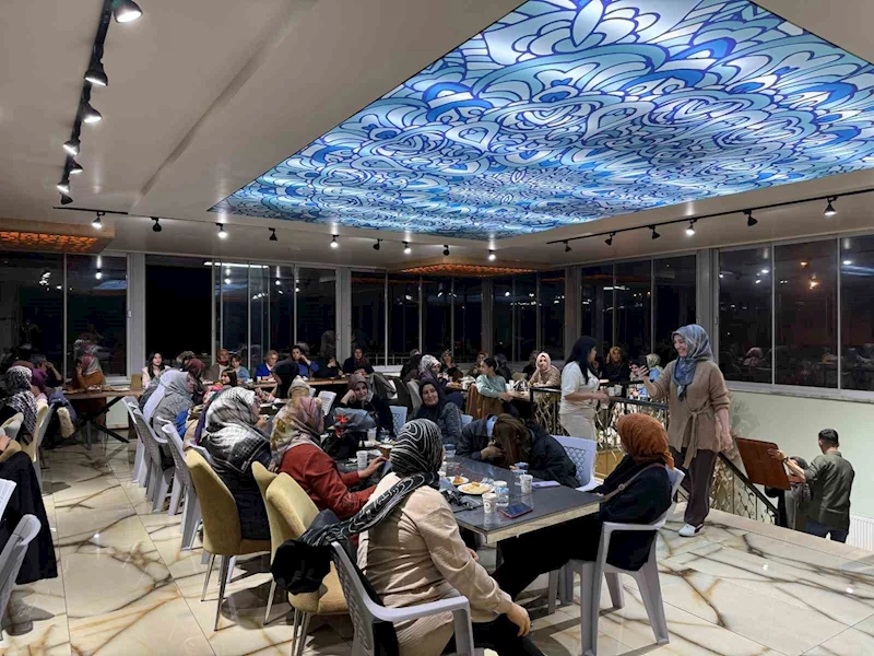 Oltu’da annelere özel program
