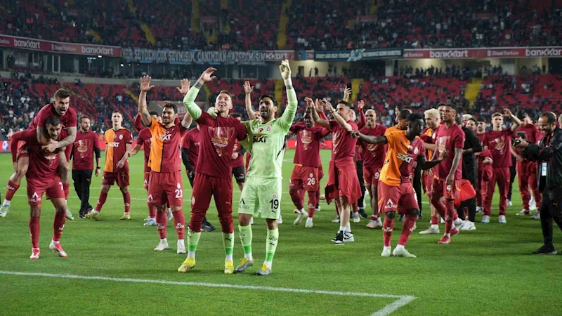 Fernando Muslera, Bülent Korkmaz’ın rekoruna ortak oldu

