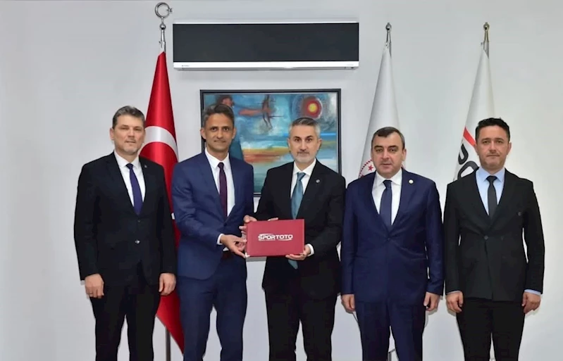 Çaycuma’ya yapılacak olan çok amaçlı spor salonunun protokolü imzalandı
