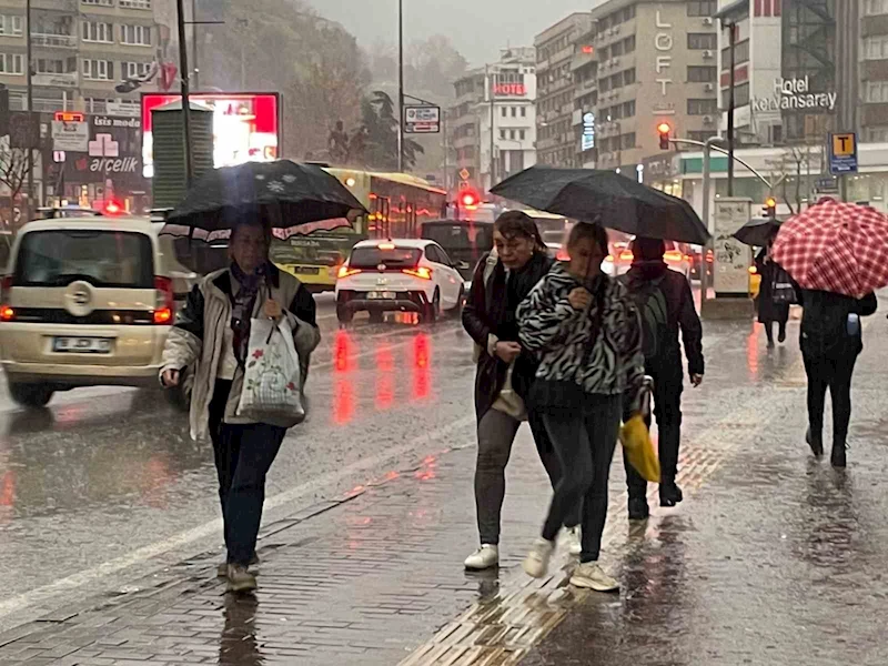 Zirai donla üzen nisan yağışlarla sevindirdi
