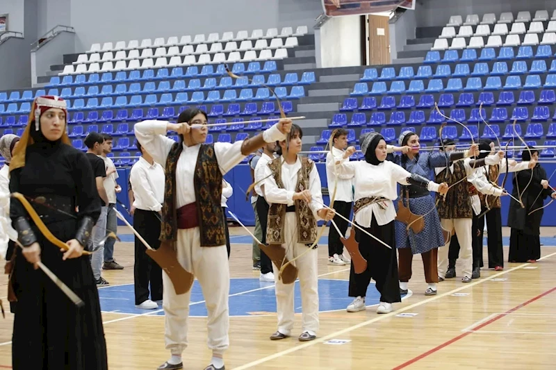 EBYÜ’lü öğrencilerden ikincilik
