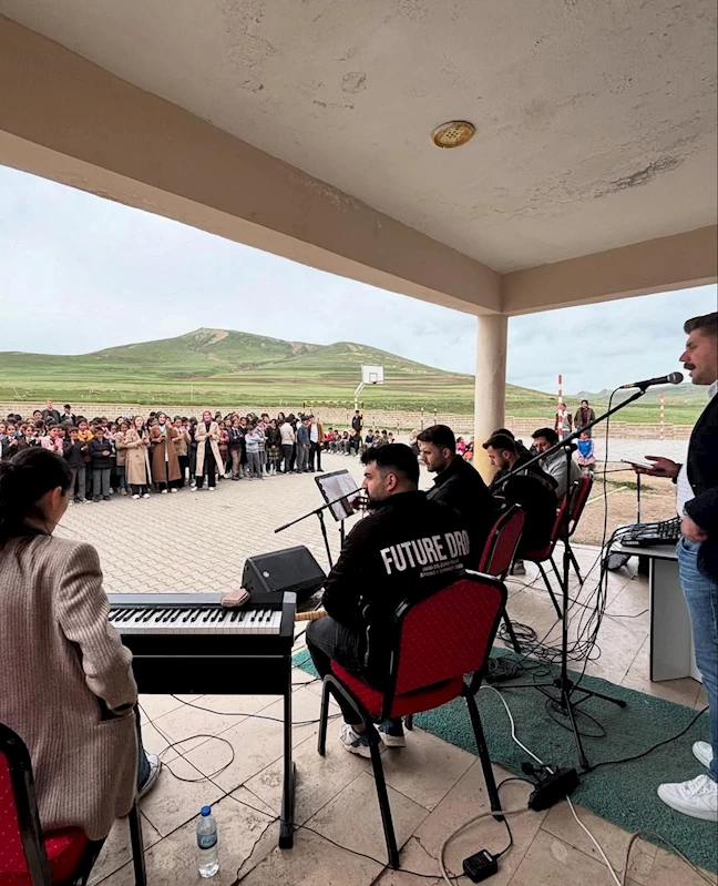 Diyadin’de öğrencilere moral konseri
