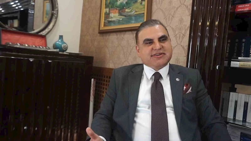 Hakim, aileleri madde bağımlılığına karşı yazdığı kitaplarla uyardı
