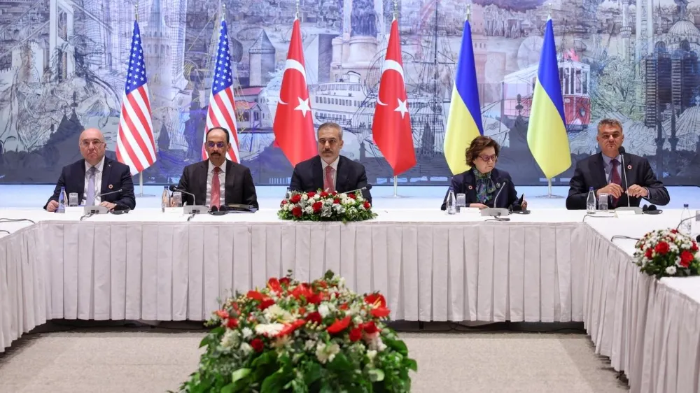 Türkiye -ABD-Ukrayna heyetleri arasındaki üçlü zirve başladı