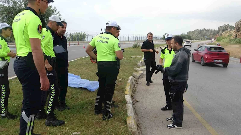 Motosikletli sağlık çalışanı genç trafik kazasında hayatını kaybetti
