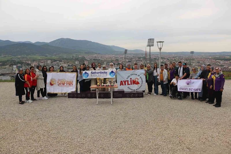 Özel çocuk anneleri bocce sahasında buluştu
