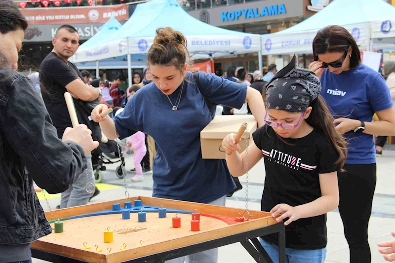 Çorum’da aileler festivalde buluştu, ortaya renkli görüntüler çıktı
