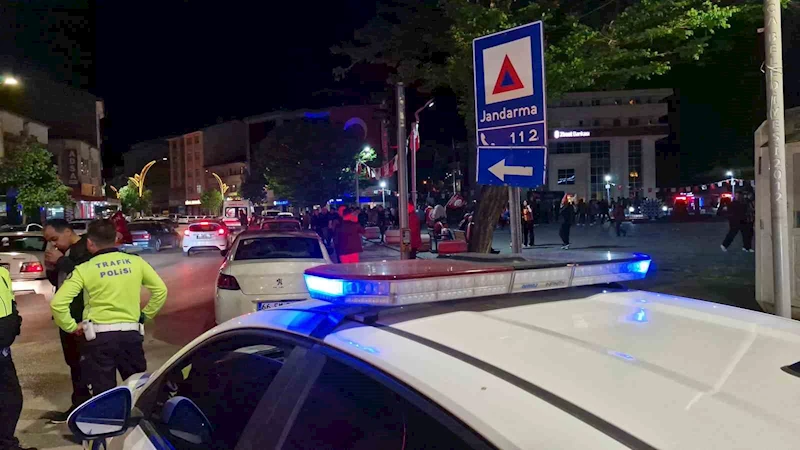 Şampiyonluk kutlamasında havai fişek 9 yaşındaki çocuğun kafasına isabet etti
