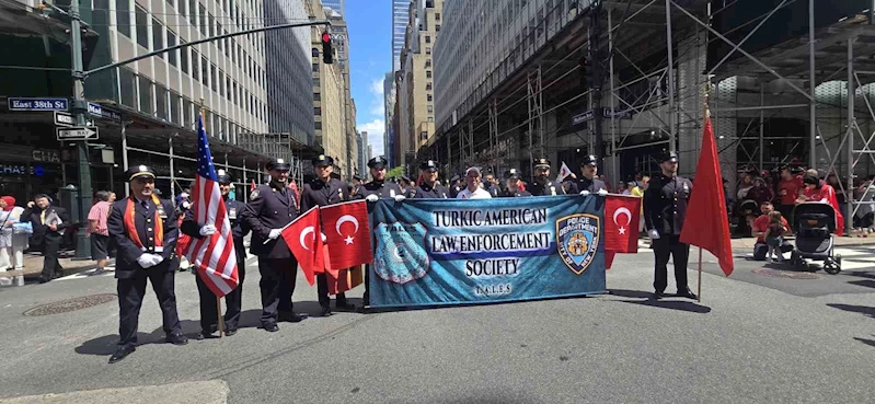 New York’ta 42. Geleneksel Türk Günü Yürüyüşü coşkusu
