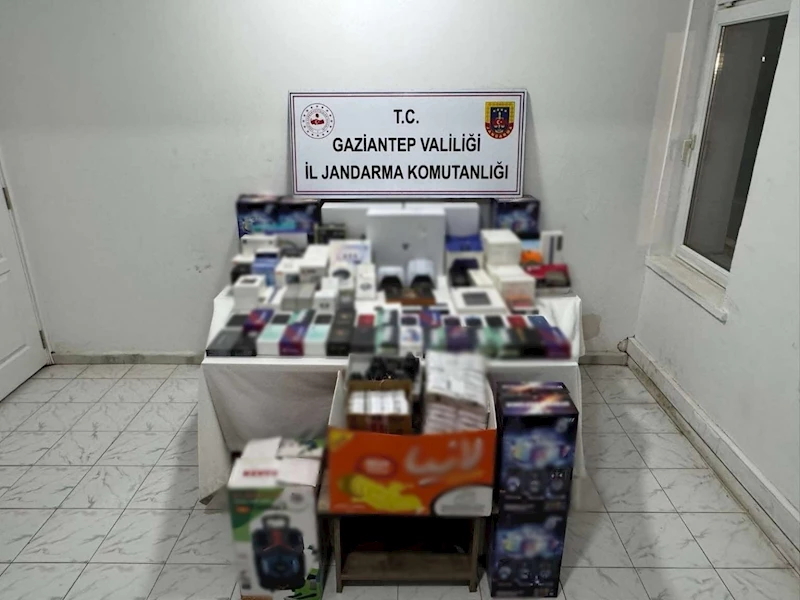 Gaziantep’te 2 milyon TL değerinde kaçak elektronik eşya ele geçirildi
