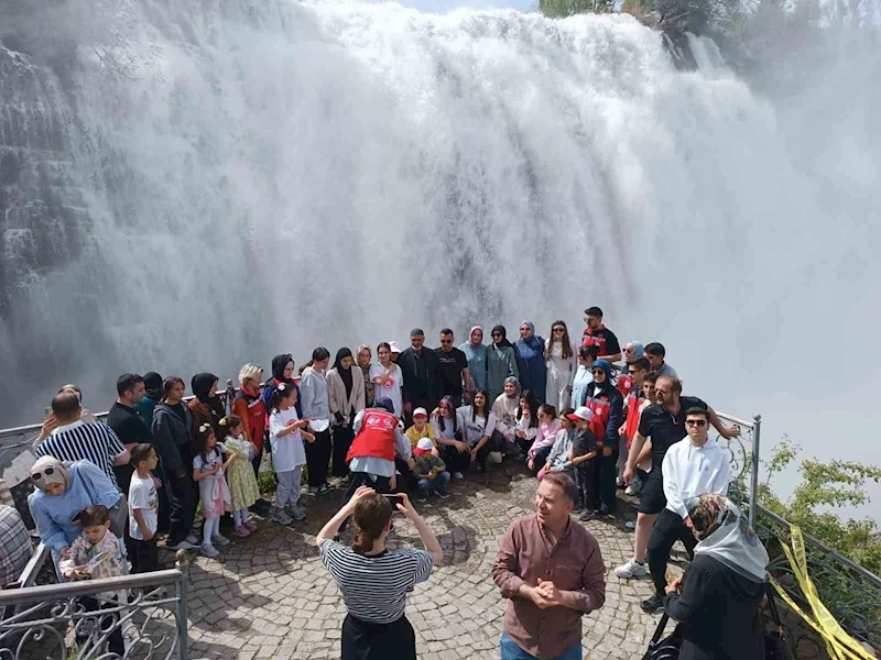 Şehit aileleri, aile yılı programında tarihle ve doğayla buluştu
