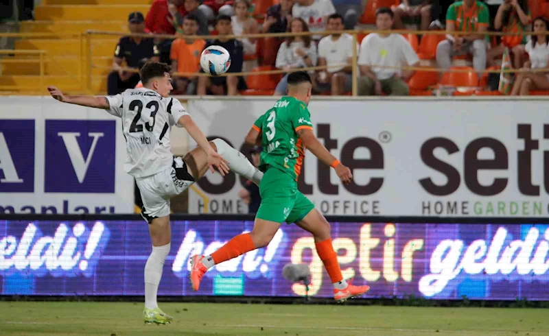 Trendyol Süper Lig: Alanyaspor: 1 - Beşiktaş: 1 (Maç sonucu)
