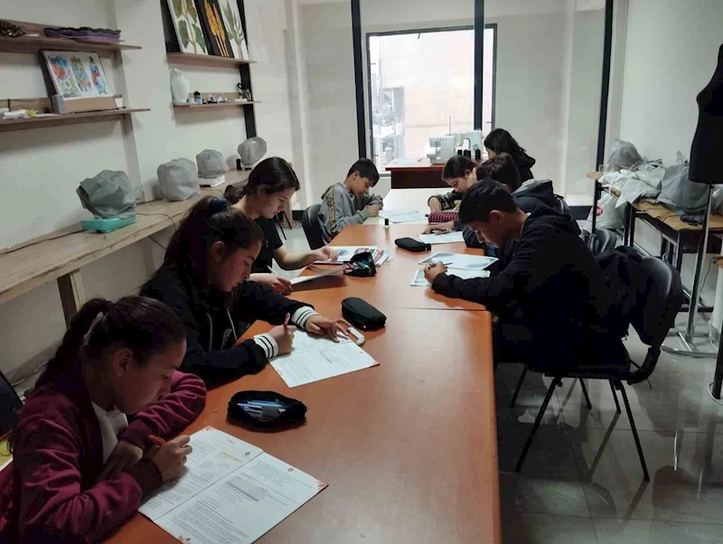 Karacasu’da LGS öğrencilerine etüt desteği
