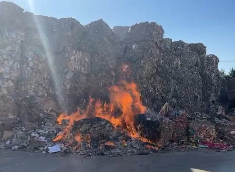Kahramanmaraş’ta kağıt fabrikasında yangın
