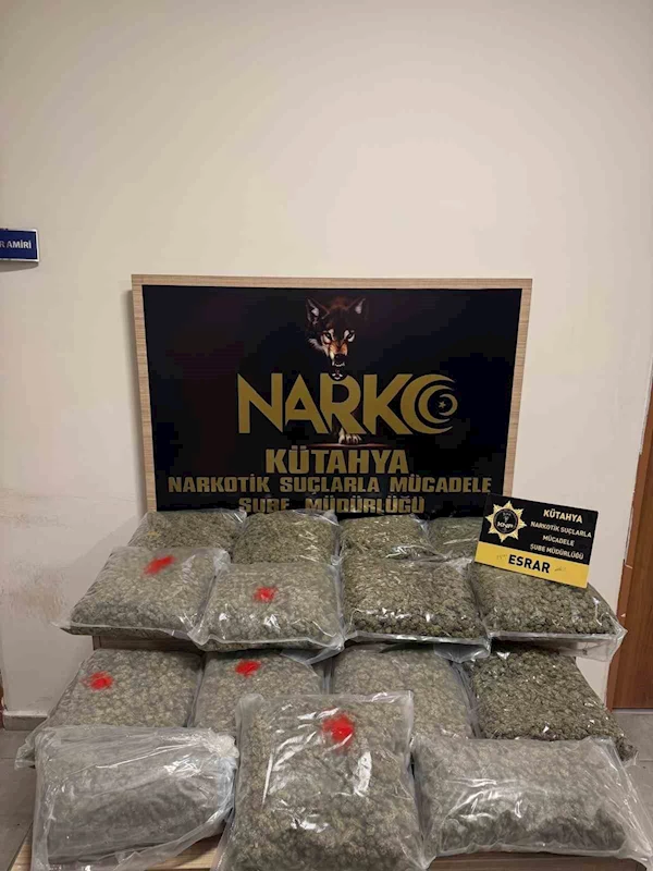 Kütahya’da uyuşturucu operasyonu, 15 kilo 840 gram esrar ele geçirildi
