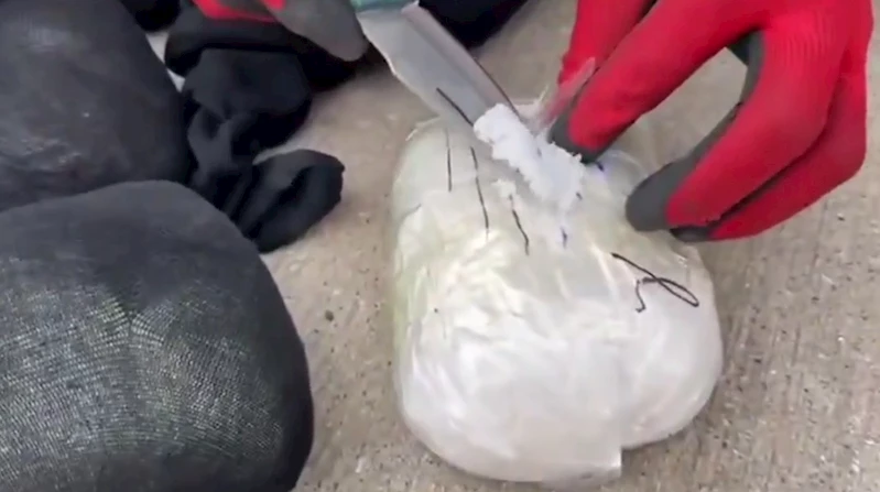 Şanlıurfa’da araca zulalanmış 5 kilo 250 gram metamfetamin ele geçirildi
