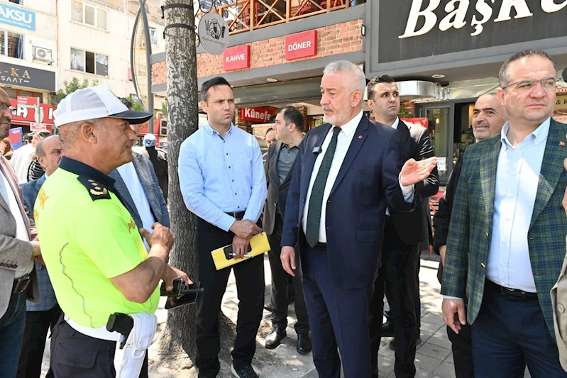 Isparta’da en yoğun caddede yaya geçitlerine ışıklı geçiş kurulacak
