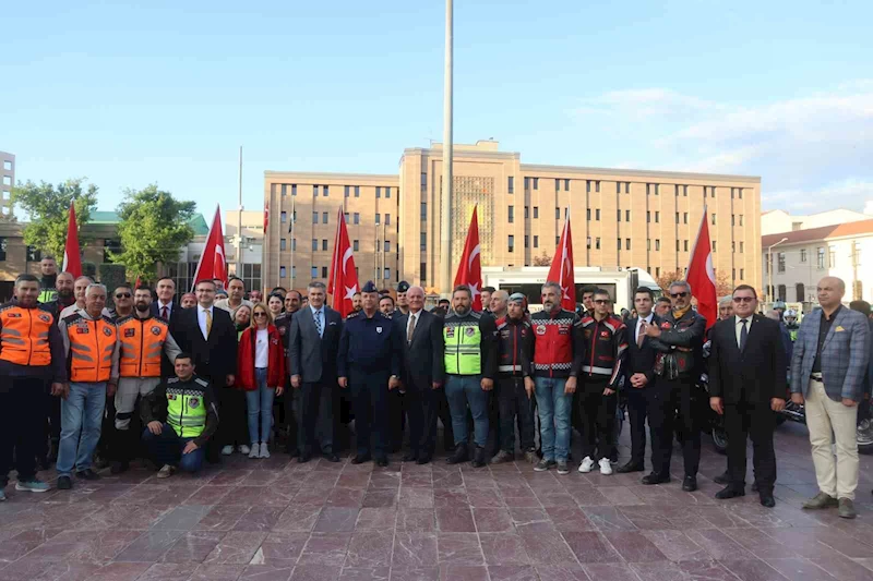 Türk Silahlı Kuvvetlerini Güçlendirme Vakfı dev kortejle tanıtıldı
