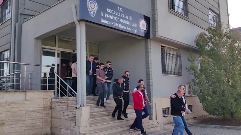 4 ilde yapılan eş zamanlı operasyonda 1 milyon 416 bin 190 makaron ele geçirildi: 30 şüpheli yakalandı
