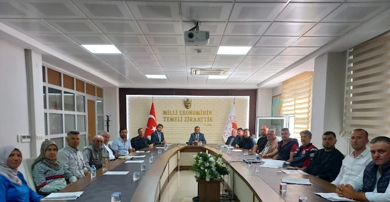 Çanakkale’de üreticilere tam hibeli hayvansal gübre deposu
