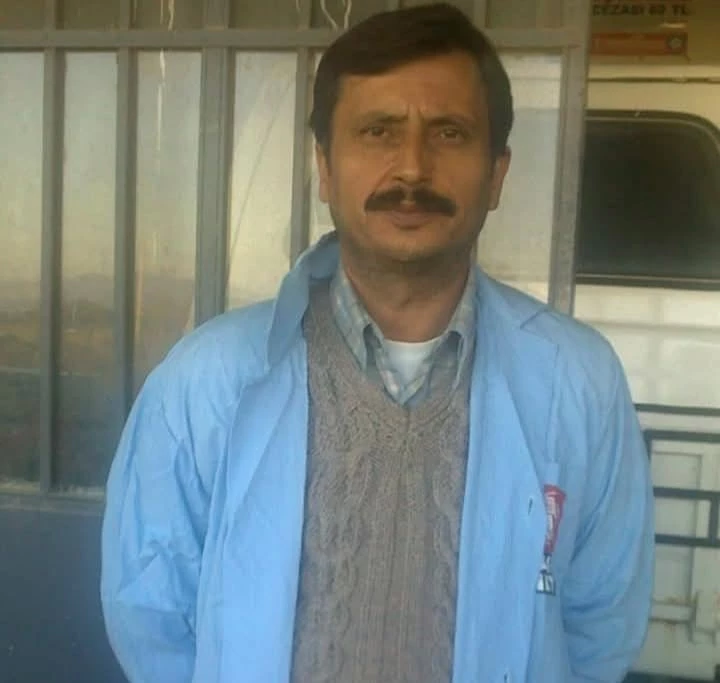 Tamirci ustası, işyerinde asılı halde bulundu
