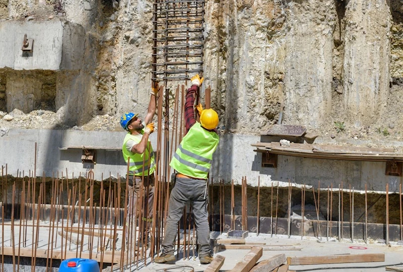 Esenyurt’ta atıl durumdaki Cemevi’ni yenileme çalışmaları devam ediyor
