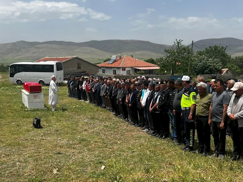 Afyonkarahisar’da vefat eden Kıbrıs Gazisi toprağa verildi
