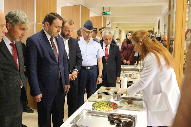 Kütahya’da Hayat Boyu Öğrenme Haftası coşkusu başladı
