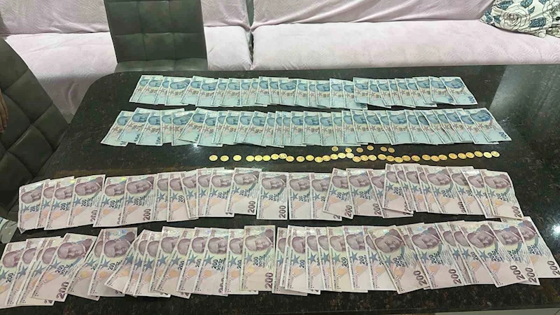 İzmir merkezli 5 ilde FETÖ operasyonu: 33 gözaltı
